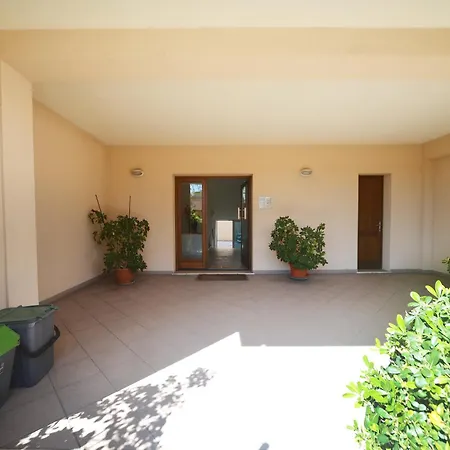 Apartment Little House *