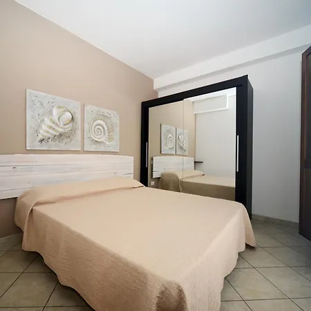 Little House Apartment