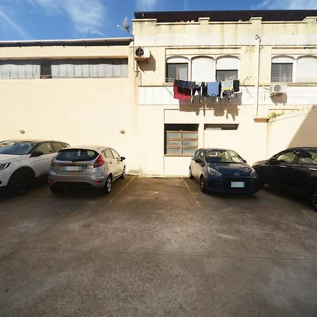 Apartment Little House Olbia
